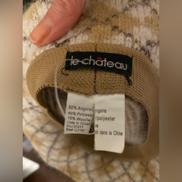 New n Bag Angora checkered beige bucket hat by Le Chateau - Picture 5 of 6